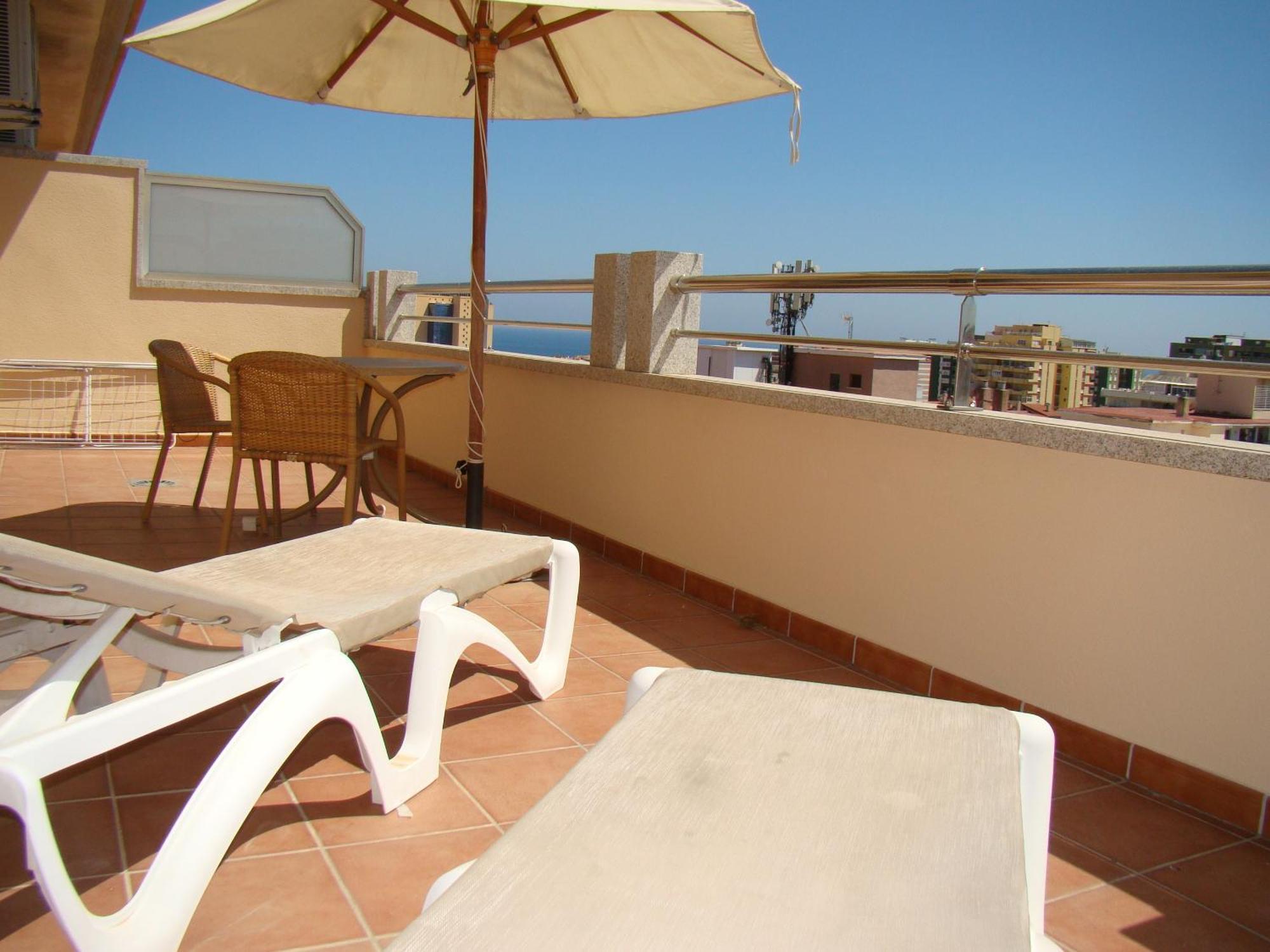 פואנגירולה Apartamentos Mediterraneo Real מראה חיצוני תמונה
