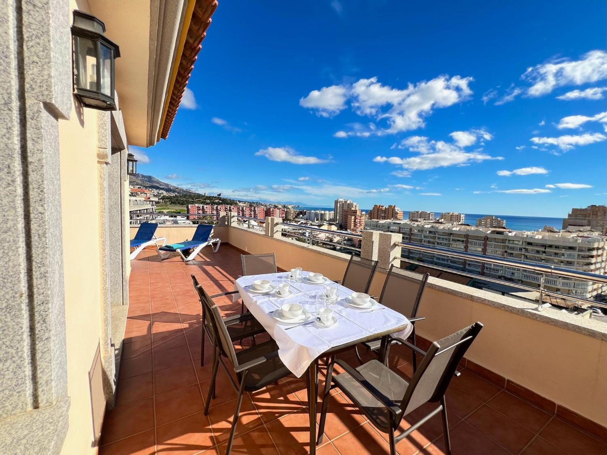 פואנגירולה Apartamentos Mediterraneo Real מראה חיצוני תמונה