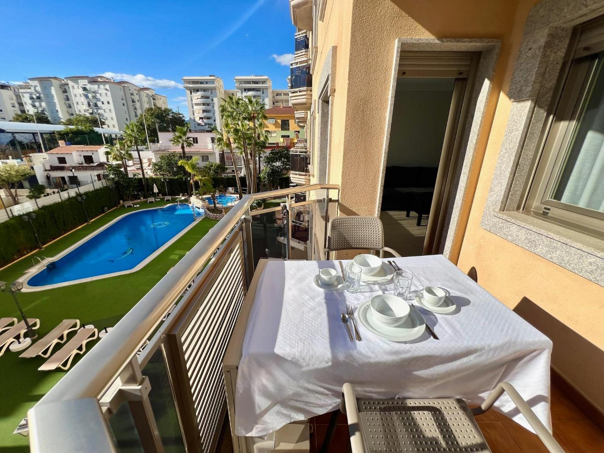 פואנגירולה Apartamentos Mediterraneo Real מראה חיצוני תמונה