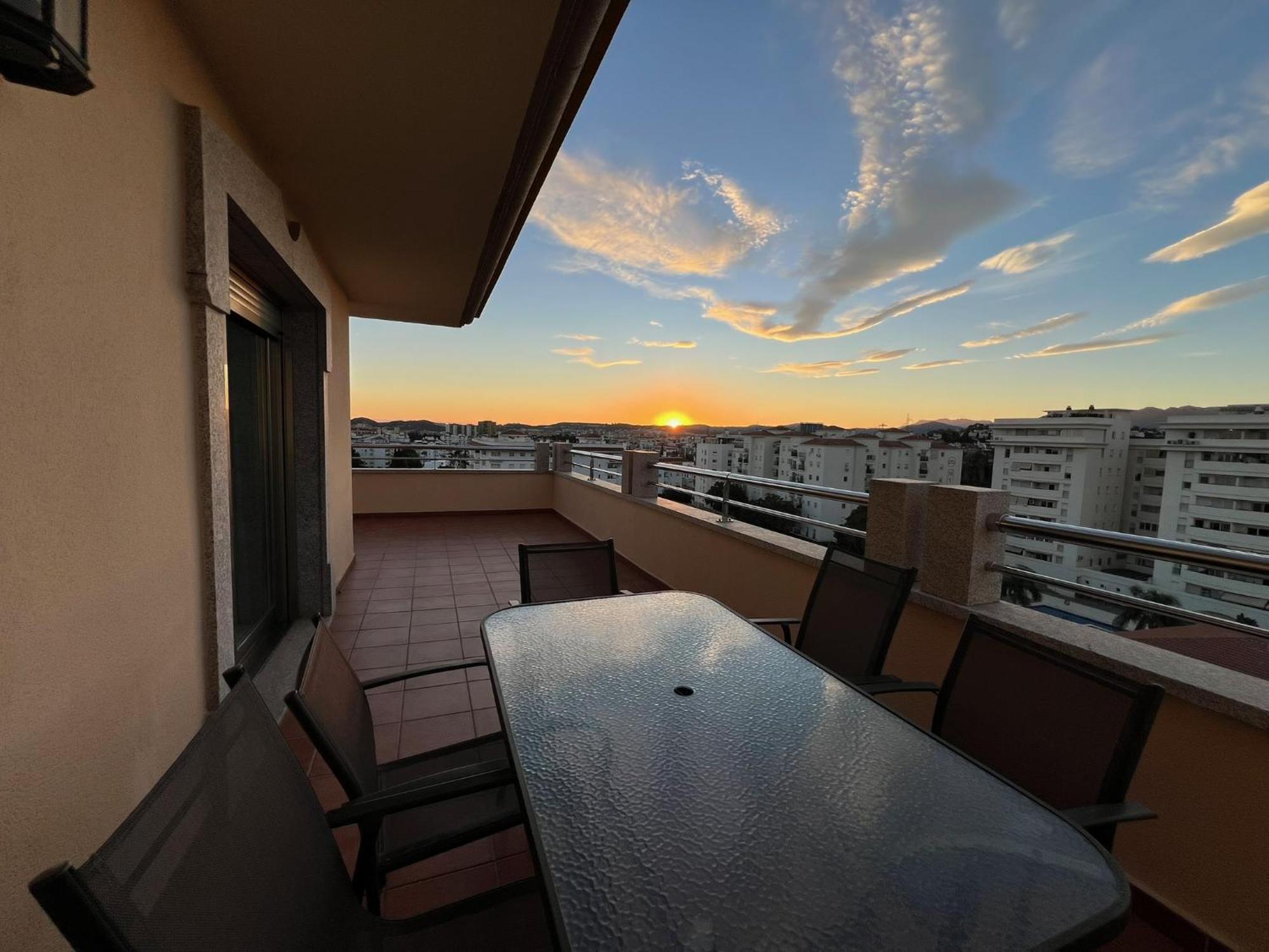 פואנגירולה Apartamentos Mediterraneo Real מראה חיצוני תמונה