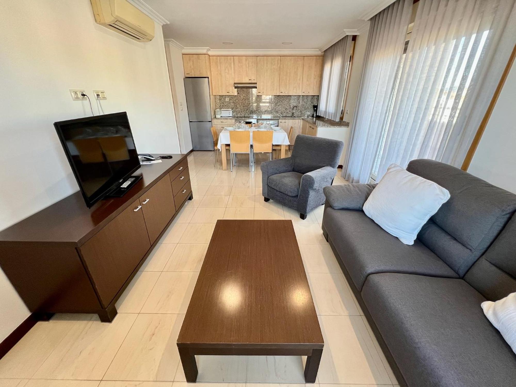פואנגירולה Apartamentos Mediterraneo Real מראה חיצוני תמונה
