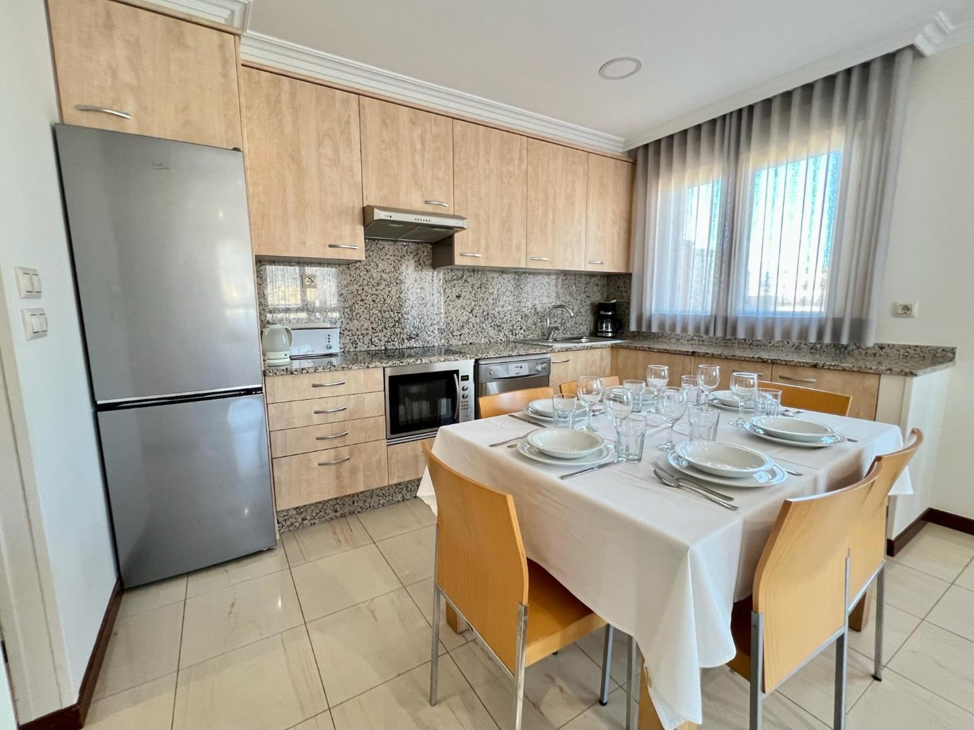 פואנגירולה Apartamentos Mediterraneo Real מראה חיצוני תמונה