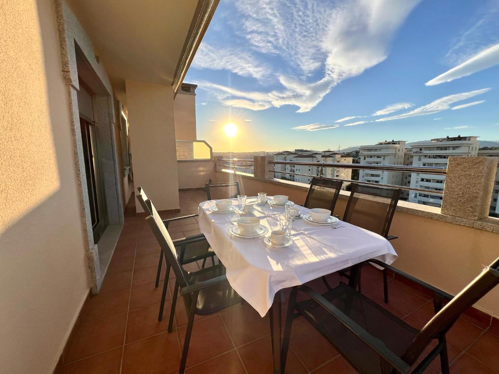 פואנגירולה Apartamentos Mediterraneo Real מראה חיצוני תמונה