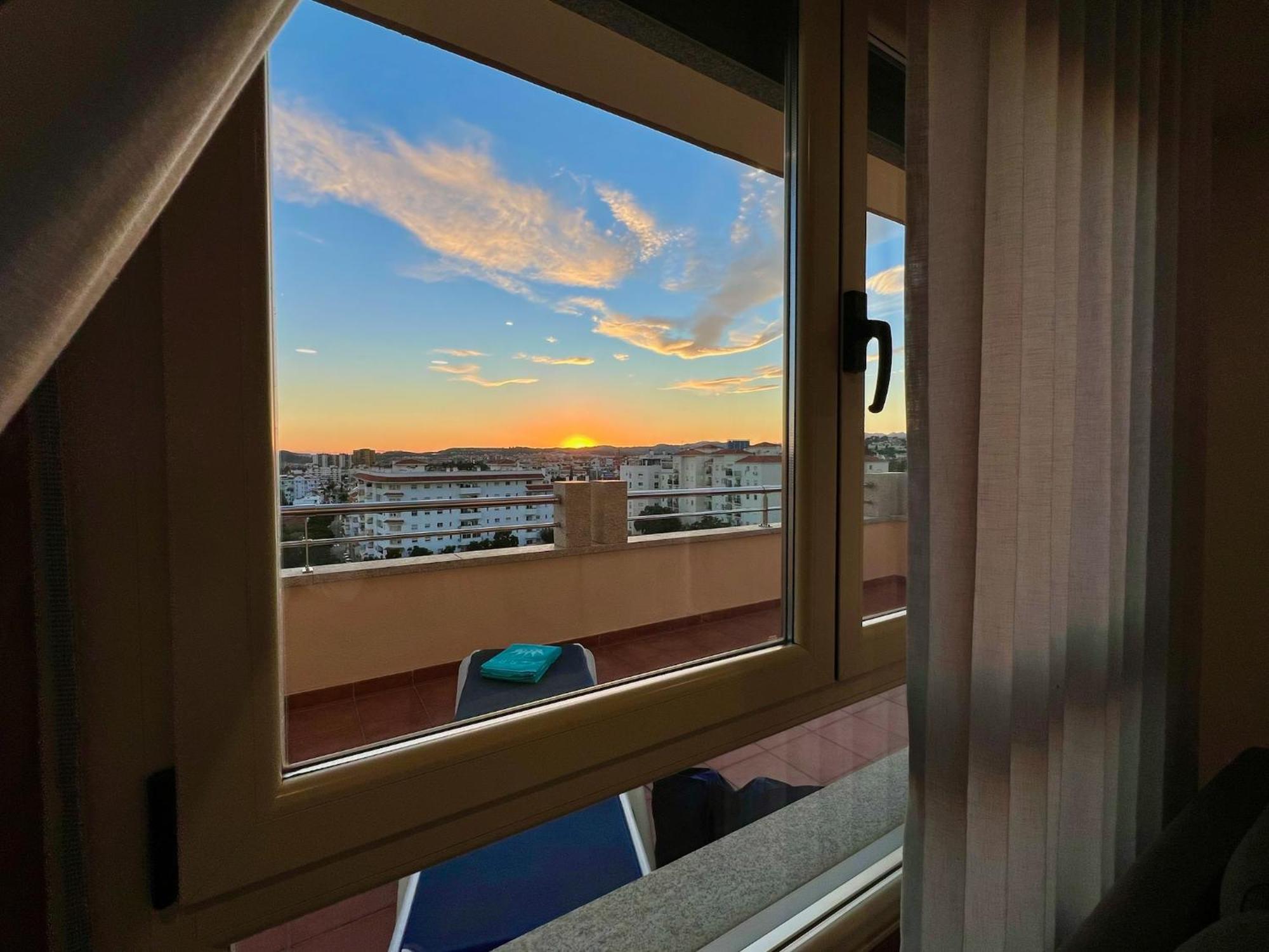 פואנגירולה Apartamentos Mediterraneo Real מראה חיצוני תמונה