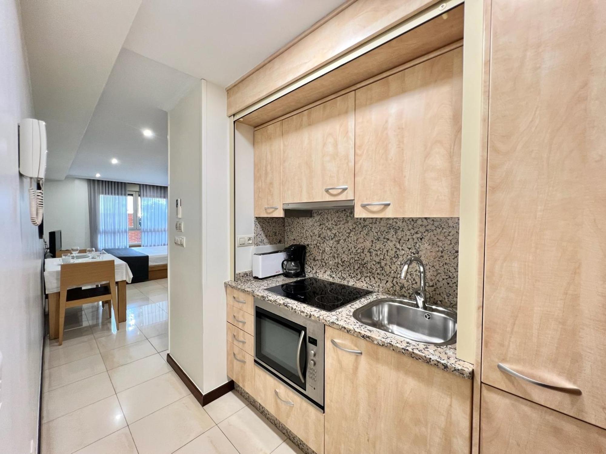 פואנגירולה Apartamentos Mediterraneo Real מראה חיצוני תמונה